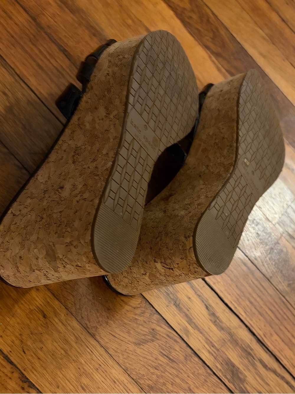 KATE SPADE Women’s Black Patent Cork Wedge slide Sandal 8.5 platform sexy! - Picture 7 of 17